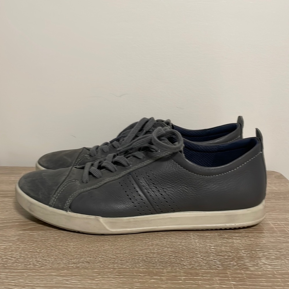 MENS ECCO SHOES